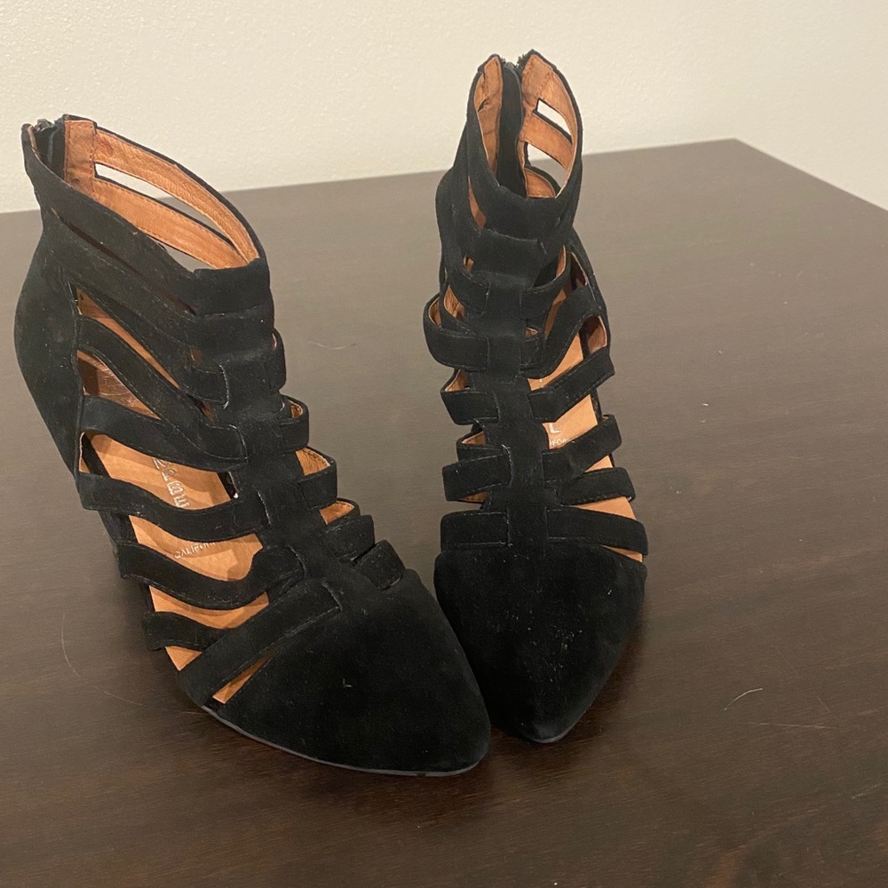 Jeffrey Campbell Ibiza Last.